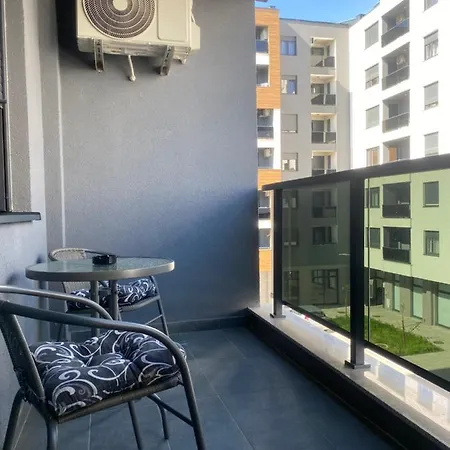Iskra Apartment